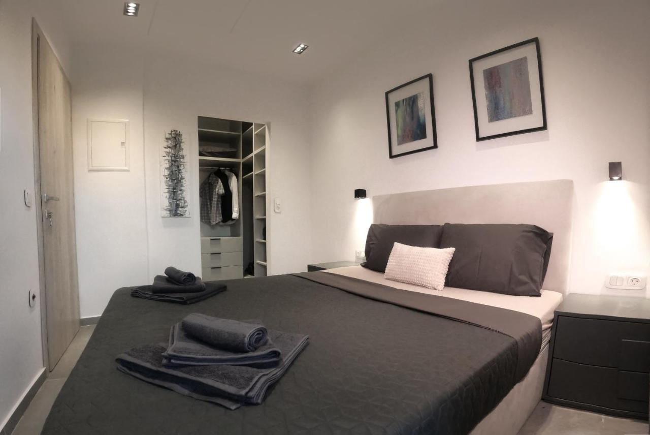 Berries Luxury Apartments Néa Moudaniá Eksteriør bilde