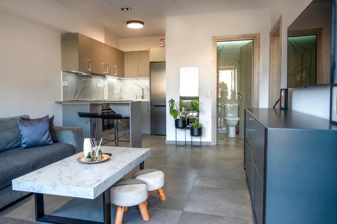 Berries Luxury Apartments Néa Moudaniá Eksteriør bilde